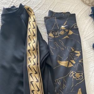 Nike Sweatshirt & Women's Nike One 7/8 Gold Tight